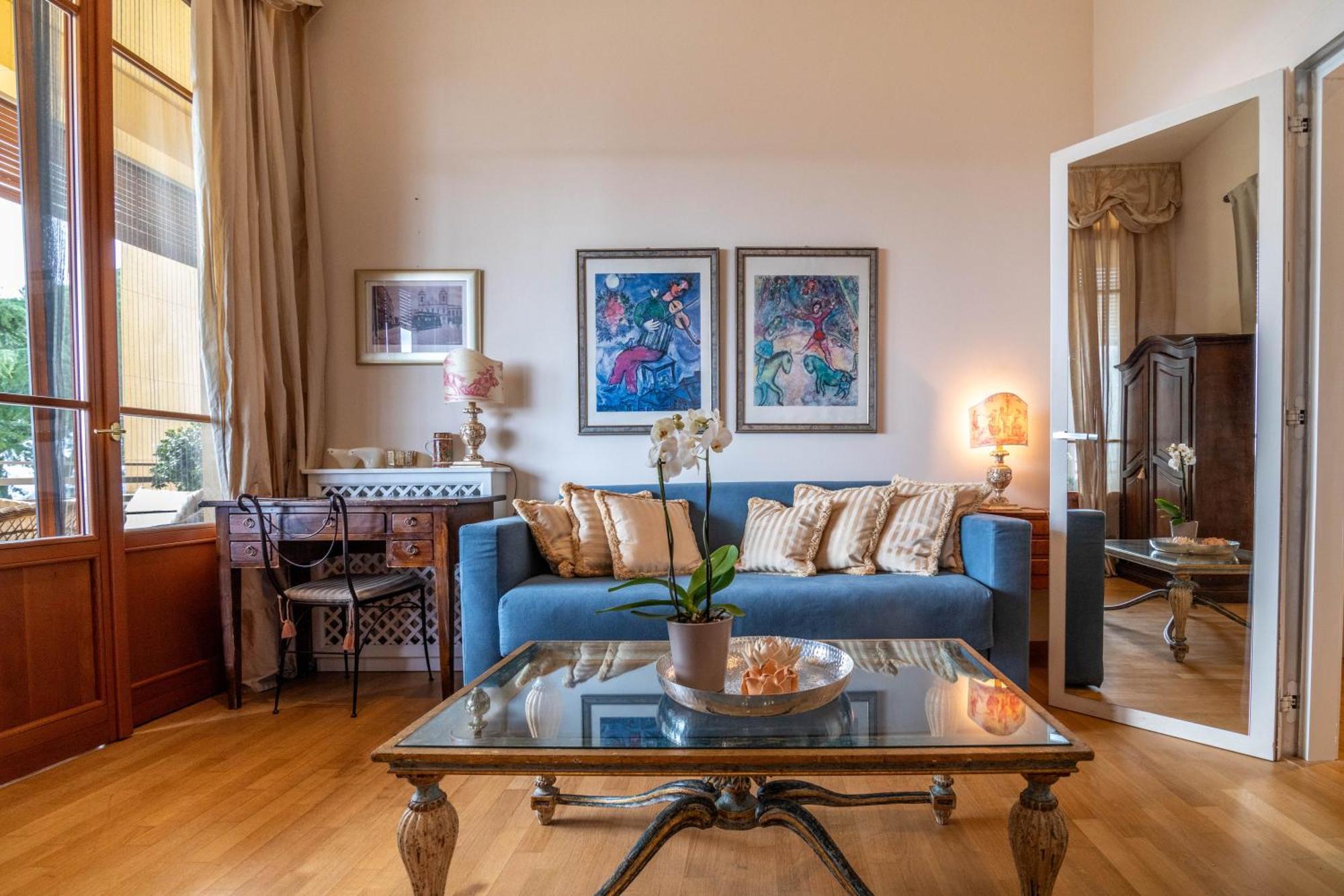 Porta Tufi Luxury Apartment With Private Parking! Siena Buitenkant foto